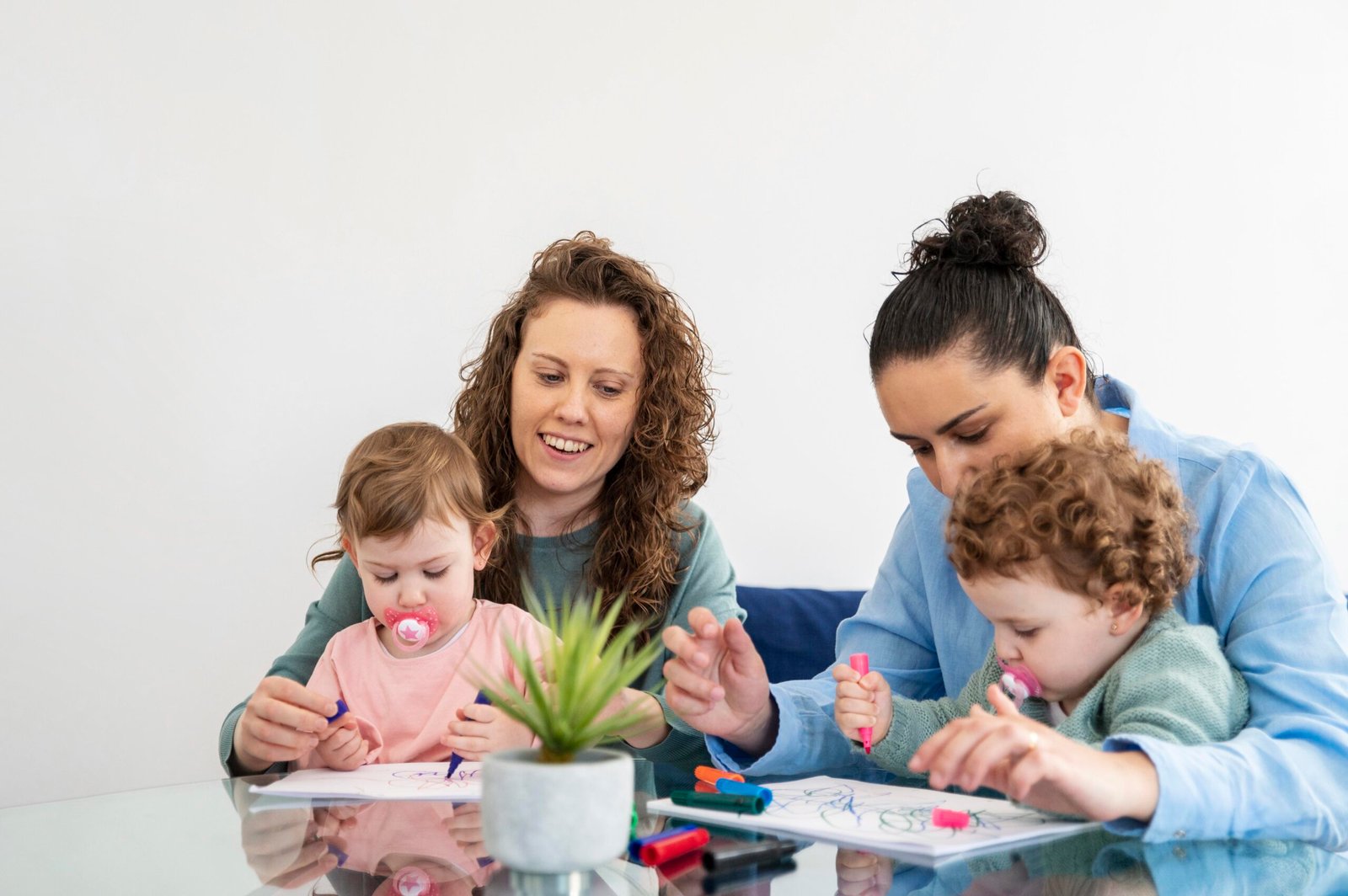 lgbt-mothers-home-drawing-with-their-children